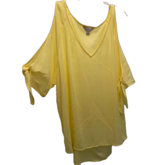 belle sky Tops - Belle Sky Cold Shoulder Top